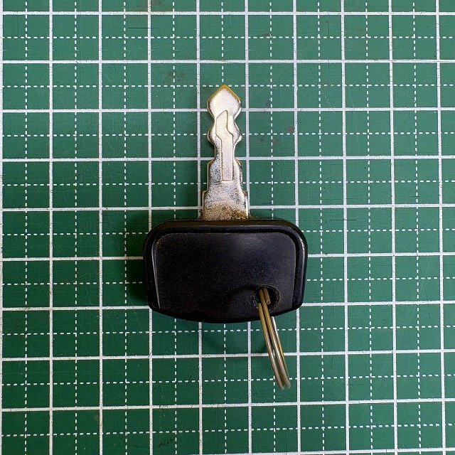福岡■ 田植機(jī) スペアキー 鍵 クボタ コンバイン カギ 部品 パーツ 中古 【レターパックライト発送】■14-5