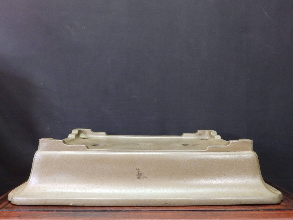 ★盆栽日和★　和鉢 【中野行山】 外縁隅入段足長方鉢　41.4㎝ (n・y)_画像5