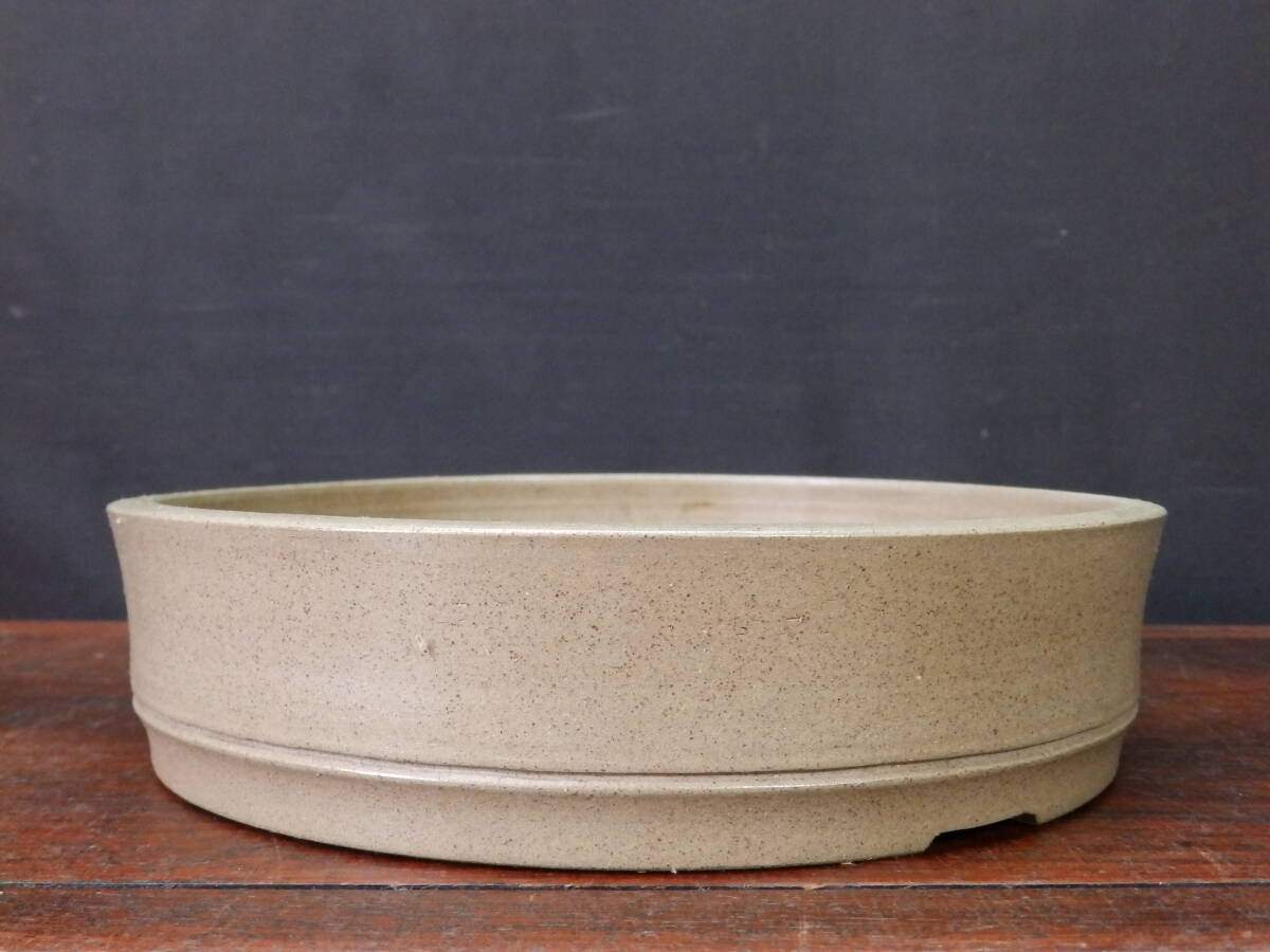 ★盆栽日和★ 和鉢 【一陶園】 胴紐丸鉢 19.5㎝ _画像3