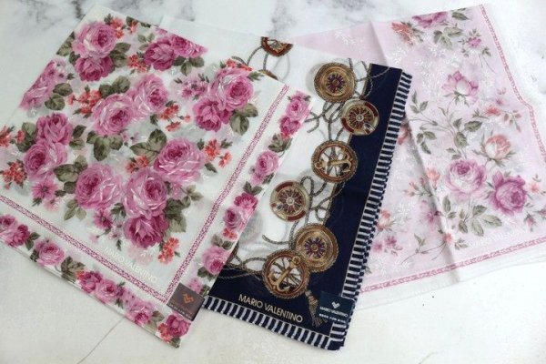 【未使用】ニナリッチ トラサルディ バレンティノ ウンガロなど ハンカチ まとめ 12点 セット まとめ売り 大量 af1432_画像3