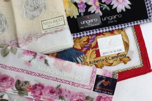 【未使用】ニナリッチ トラサルディ バレンティノ ウンガロなど ハンカチ まとめ 12点 セット まとめ売り 大量 af1432_画像7