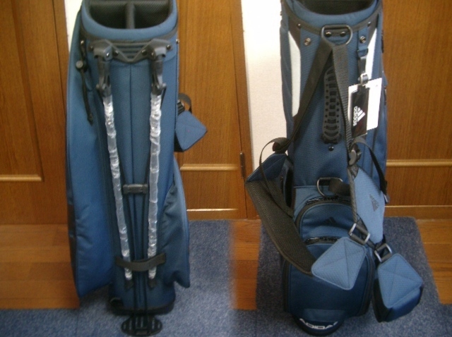 未使用 アディダス adidas 取っ手付 スポーティ・モデル メッシュ柄 合繊素材 紺黒白 スタンドバッグの画像2