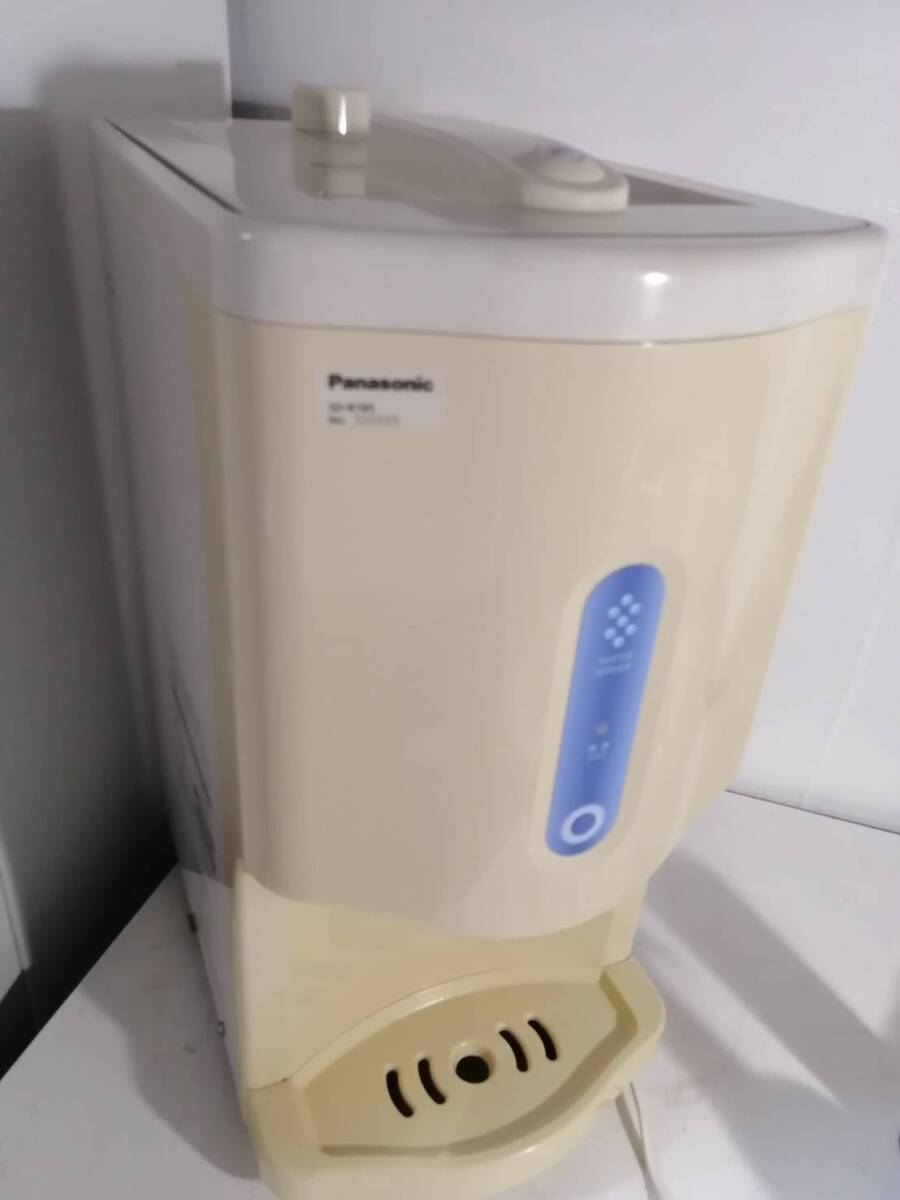 Panasonic ウォータークーラー 卓上ボトル型 冷水専用型SD-B185 Panasonic ウォータークーラー 卓上ボトル型 冷水専用型SD-B185