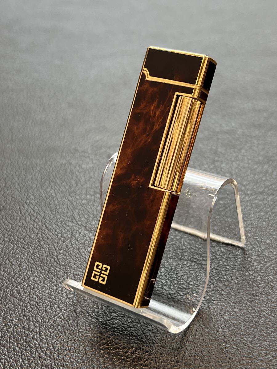 GIVENCHY ジバンシー　9000 ガスライター　マーブル柄　ゴールド　箱付き