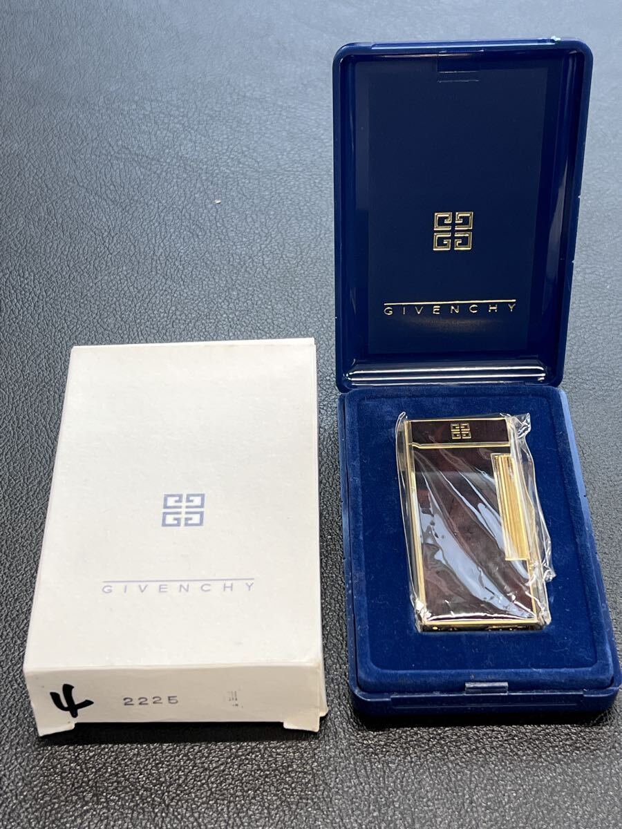GIVENCHY ジバンシー 2000 ガスライター マーブル柄　ゴールド　箱付き　綺麗です！