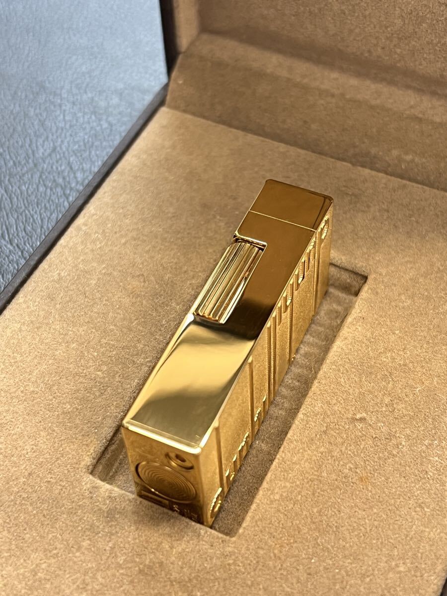 Dunhill ダンヒル ガスライター　ショートタイプ　シグネチャー ゴールド　箱付き