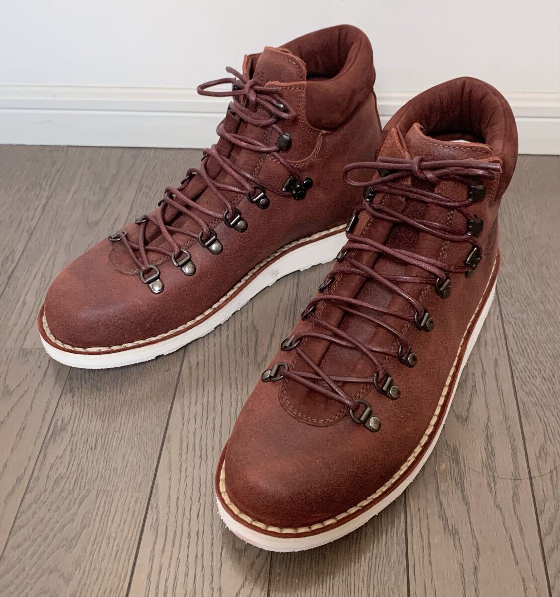 激安!未使用!ディエッメDIEMMEマウンテンブーツ42トレッキングブーツMADE IN ITALYイタリア制/検索用ダナー レッドウイング