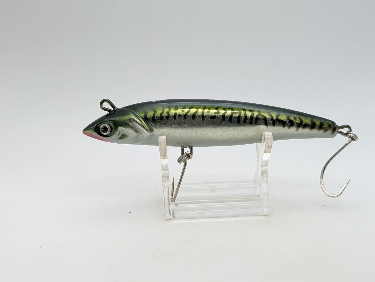 N3C-1356【3点以上落札で送料無料】ぺネックス　ランカーズクラブ　ジャークベイト　110_画像1