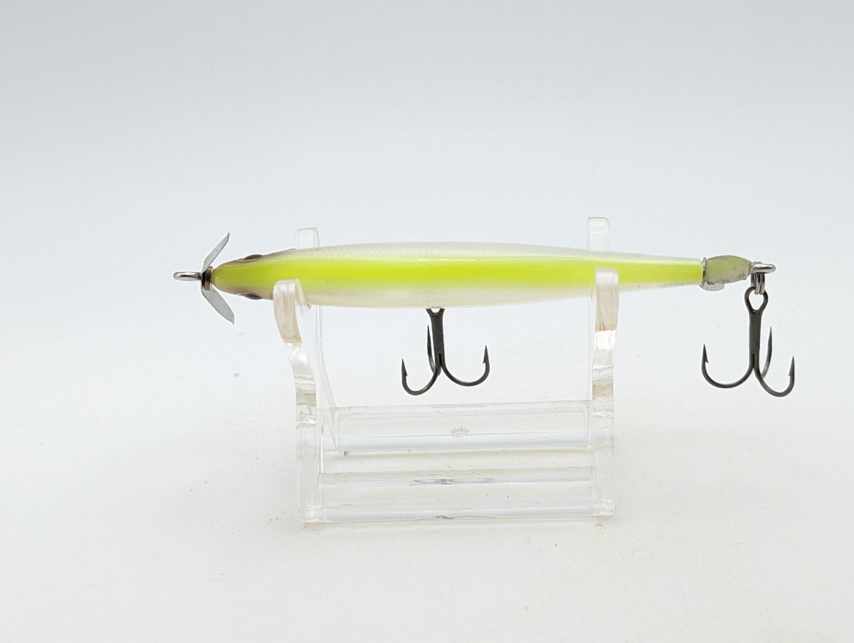 N2B-1469【3点以上落札で送料無料】ダイワ DAIWA ガストネード 70S_画像2