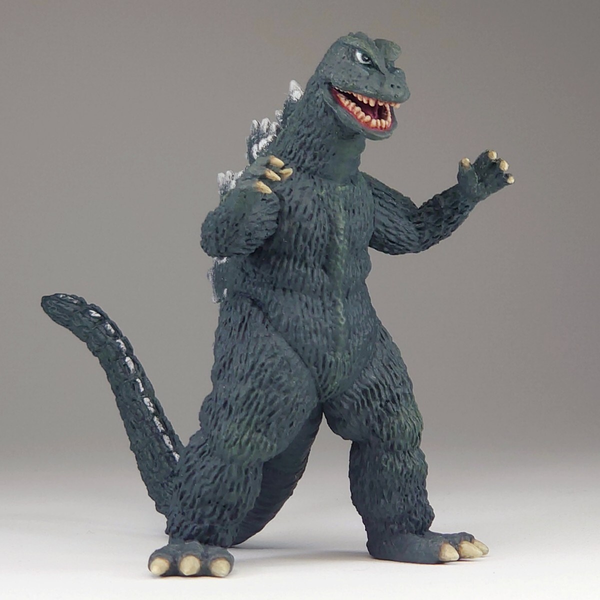 ゴジラリペイントフィギュア 一番くじ ゴジラ SOFVICSリペイント