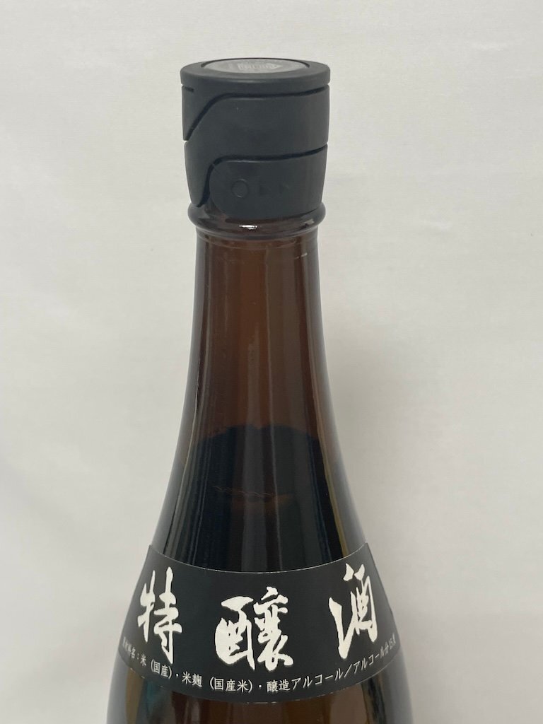 古酒 未開栓 ★大吟醸 虎の巻 1800ml 15度 藤崎摠兵衛(wèi)商店 長(zhǎng)瀞蔵 埼玉県★鈴鹿川 特醸酒 1800ml 15度 清水清三郎商店 三重県 　2本セット