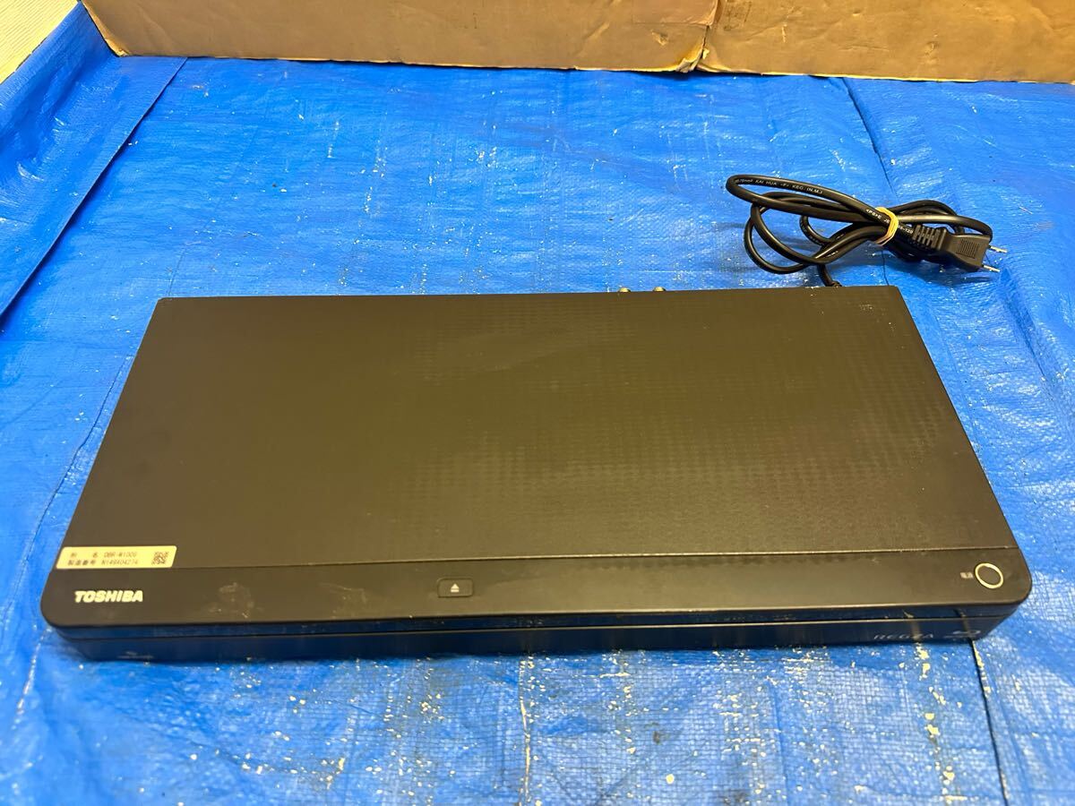 TOSHIBA 東芝 REGZA DBR-W1009 HDD/BDレコーダー 2019年製 通電OK 動作未確認 未清掃 ジャンク扱い