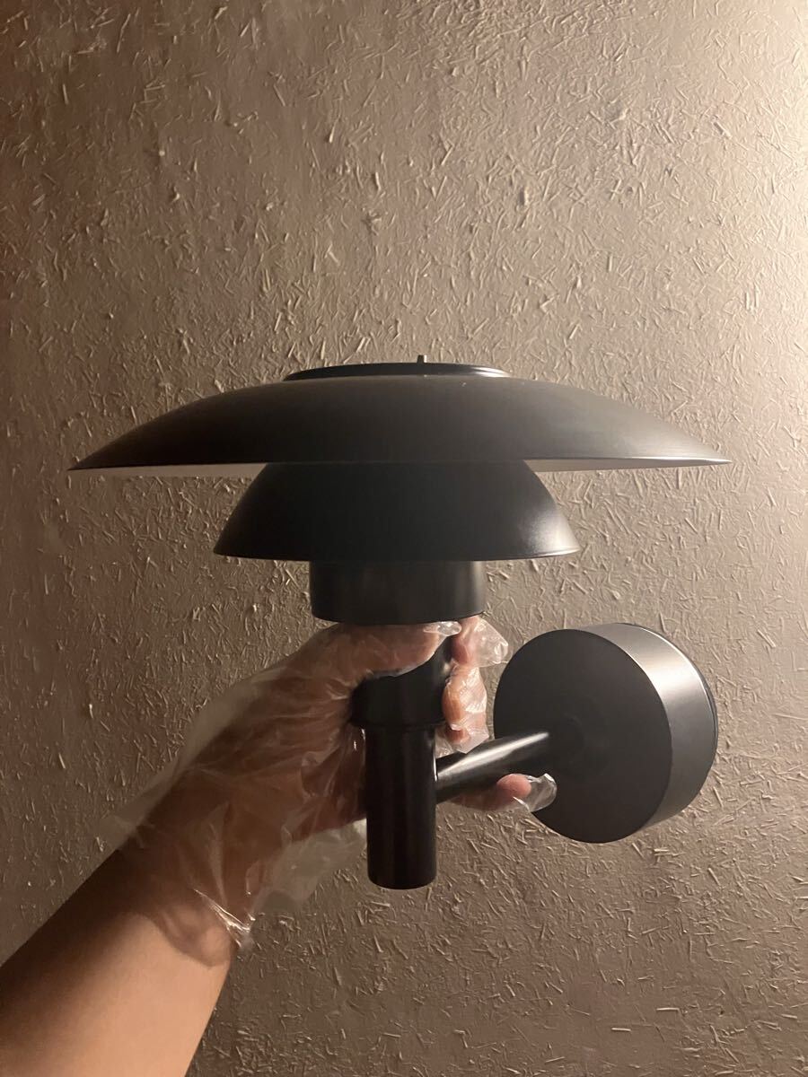 PH 3-2 1/2 Wall ルイスポールセン　屋外用ブラケットライト