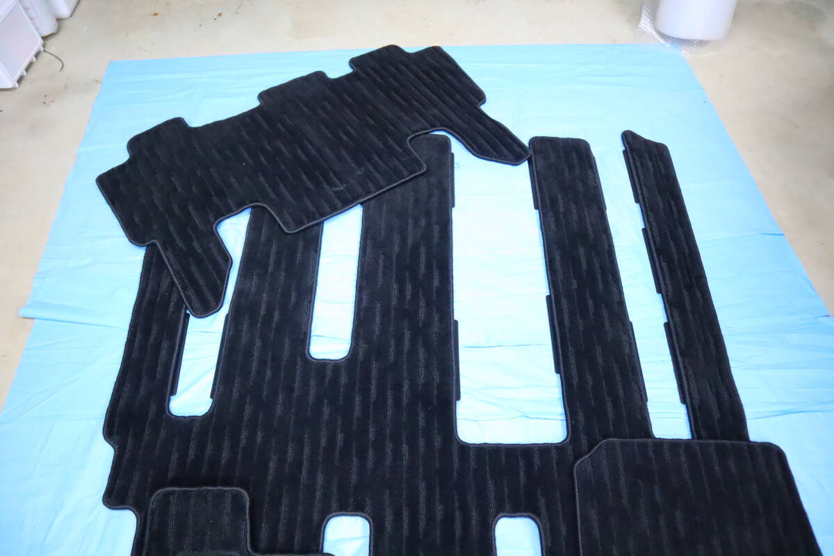 8人 ホンダ ステップワゴン スパーダ プレミアムライン エアー RP6 RP7 フロアカーペット フロアマット 純正 _画像2