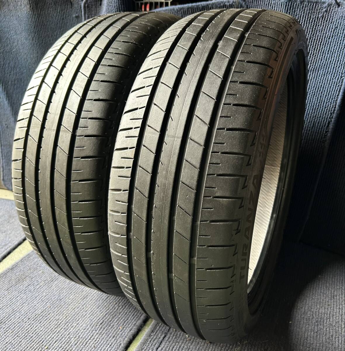 ☆送料無料☆【2023年製造】【溝8~8.5分山】BRIDGESTONE TURANZA T005A 2本 225/45R19 ASP3160_画像1