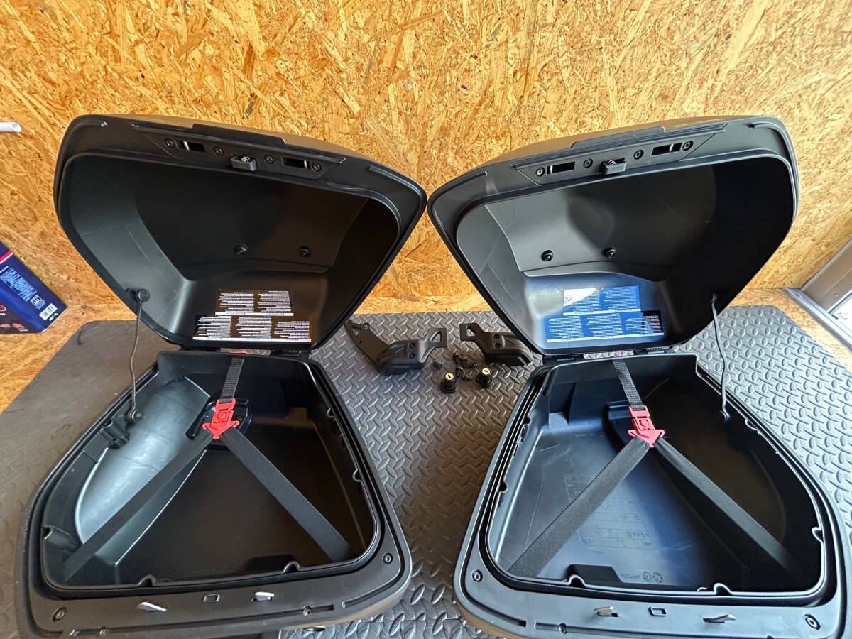 美品！ヤマハ純正　21'～ TRACERトレーサー9 GT RN70J/RN99J サイドケース左右セット _画像7