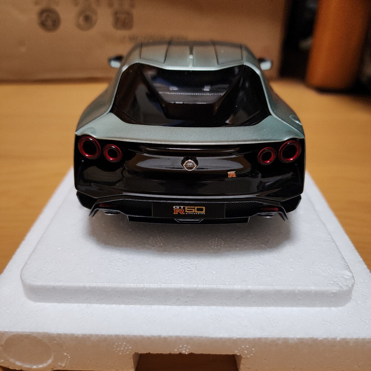 AUTOart オートアート 1/18 NISSAN GT-R 50 BY ITALDESIGN METALLIC GREEN/BLACK