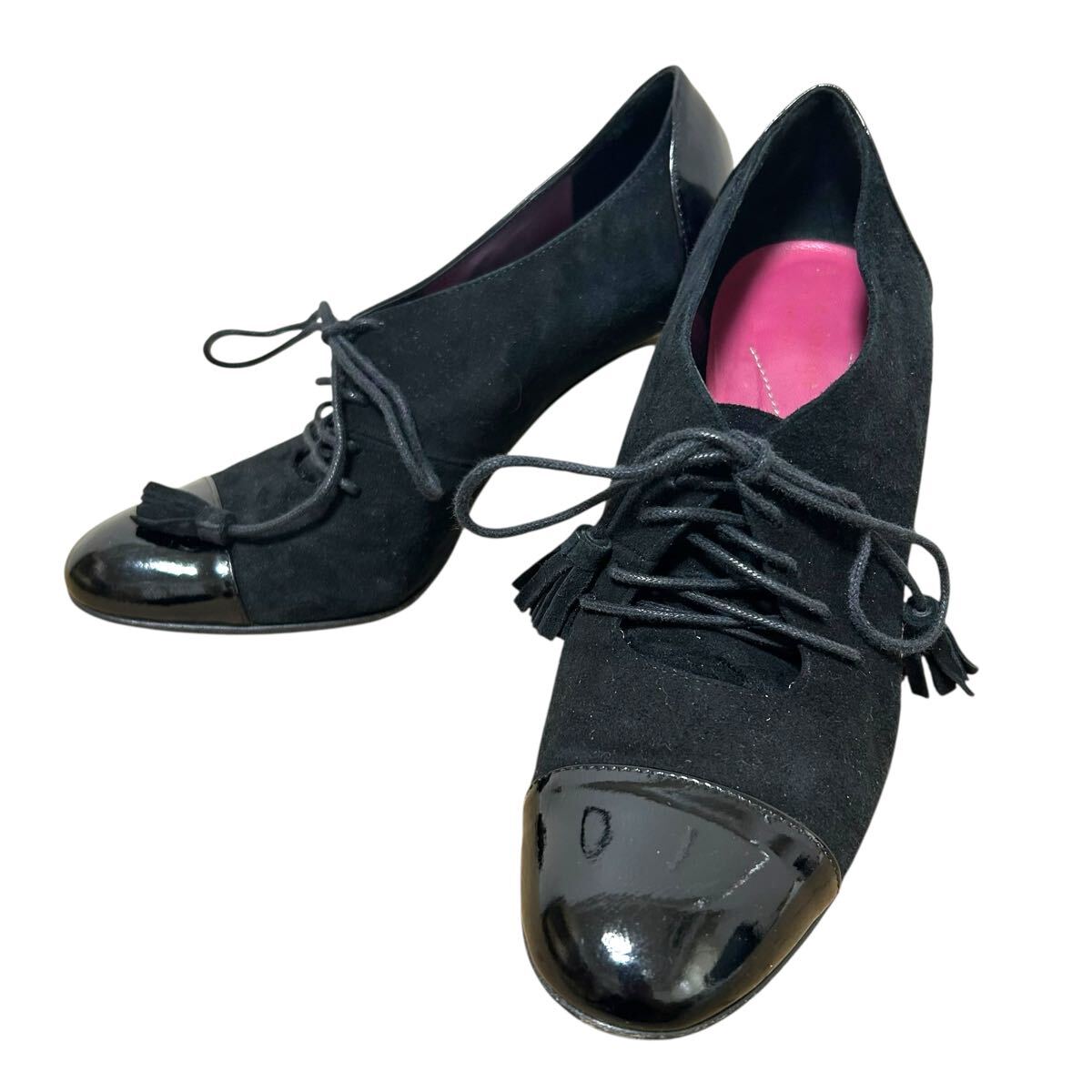 ※P3 kate spade(ケイトスペード) ヒールレザーパンプス スエード ピンヒール レースアップ ブラック イタリア製 表記6.5(23.5cm相当)_画像1