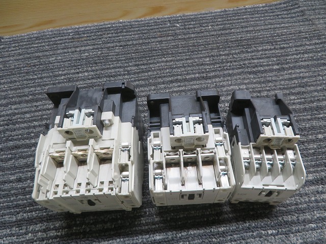 K☆MITSUBISHI　三菱 S-T35　S-T21　S-T20 MAGNETIC CONTACTOR_画像5