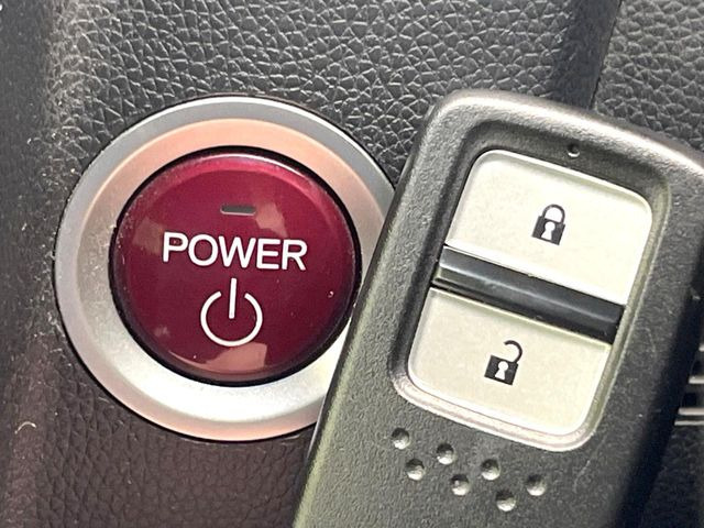 【諸費(fèi)用コミ】:平成26年 フィット 1.5 ハイブリッド Sパッケージ