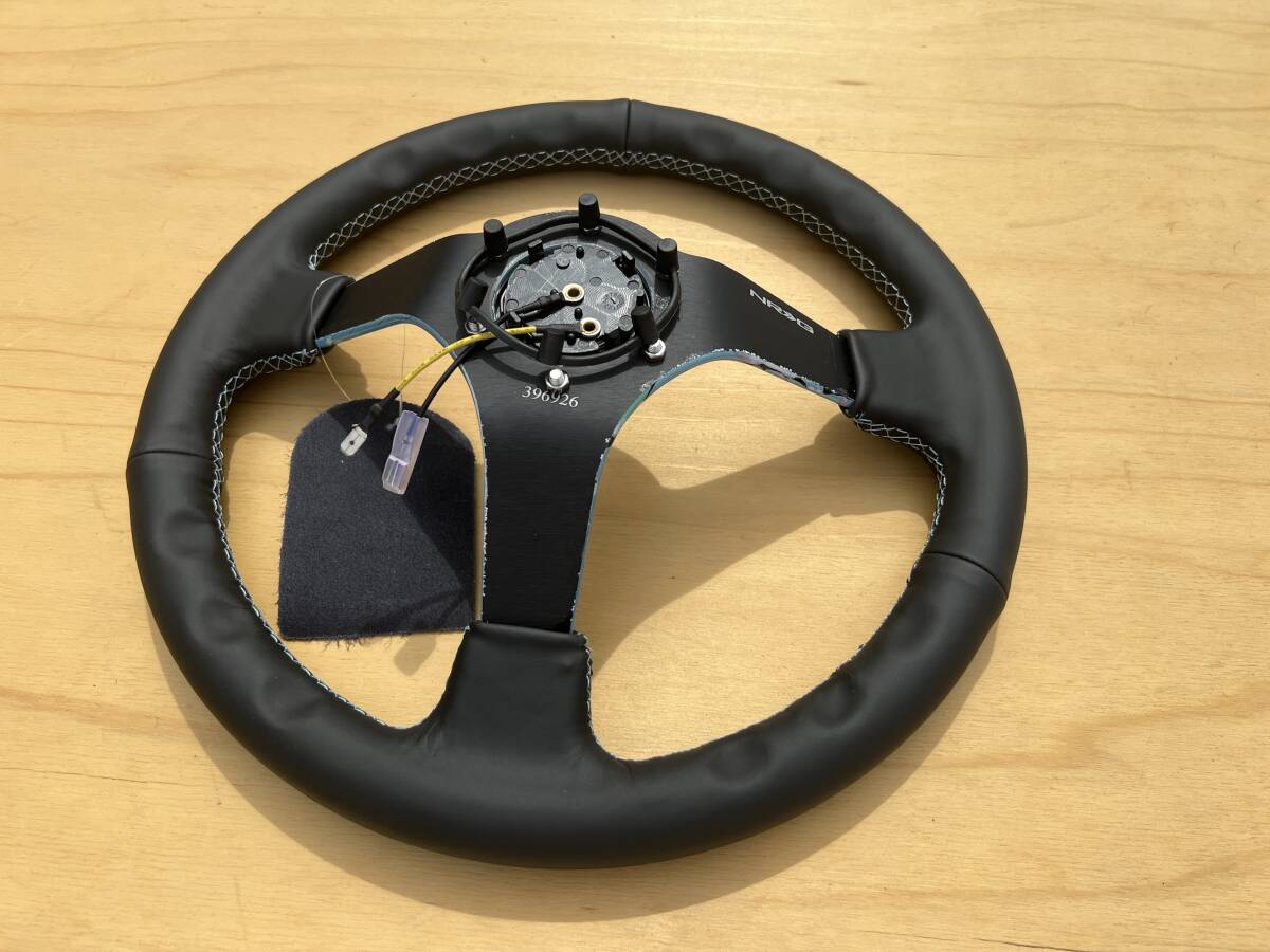 NRG 35Φ レザー 3”ディープデッシュ BLOSSOMスポーク USDM JDM 正規輸入品 RST-036BLOSSOM-R 即納 _画像5