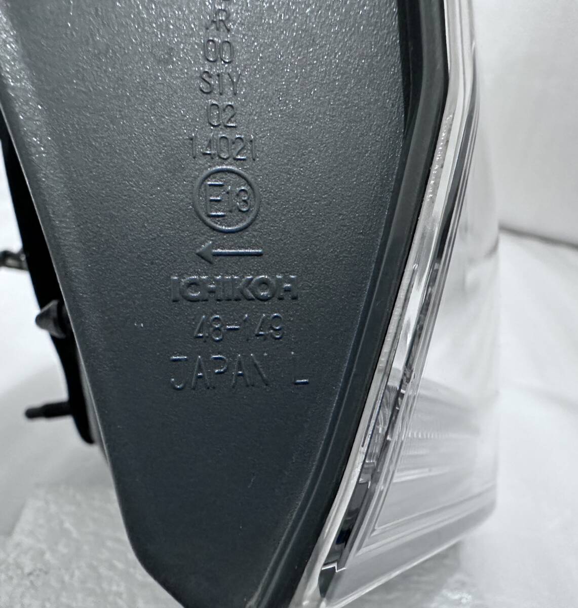 極美品/破損無 ハリアー 60 前期 純正 テールランプ テール テールレンズ ASU60W ASU65W ZSU60W ZSU65W 左 右 48-149/48-148 一式 左右_画像7