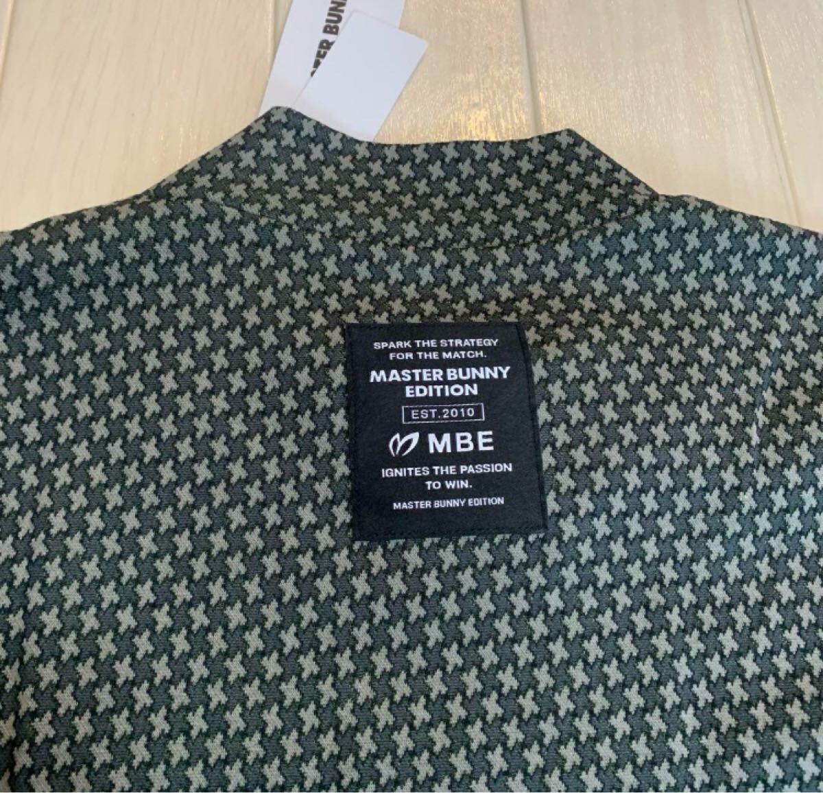 新品■18,700円【マスターバニー】5/L メンズ　半袖モックネック　シャツ　 PEARLY GATES ゴルフウェア　大きいサイズ_画像7