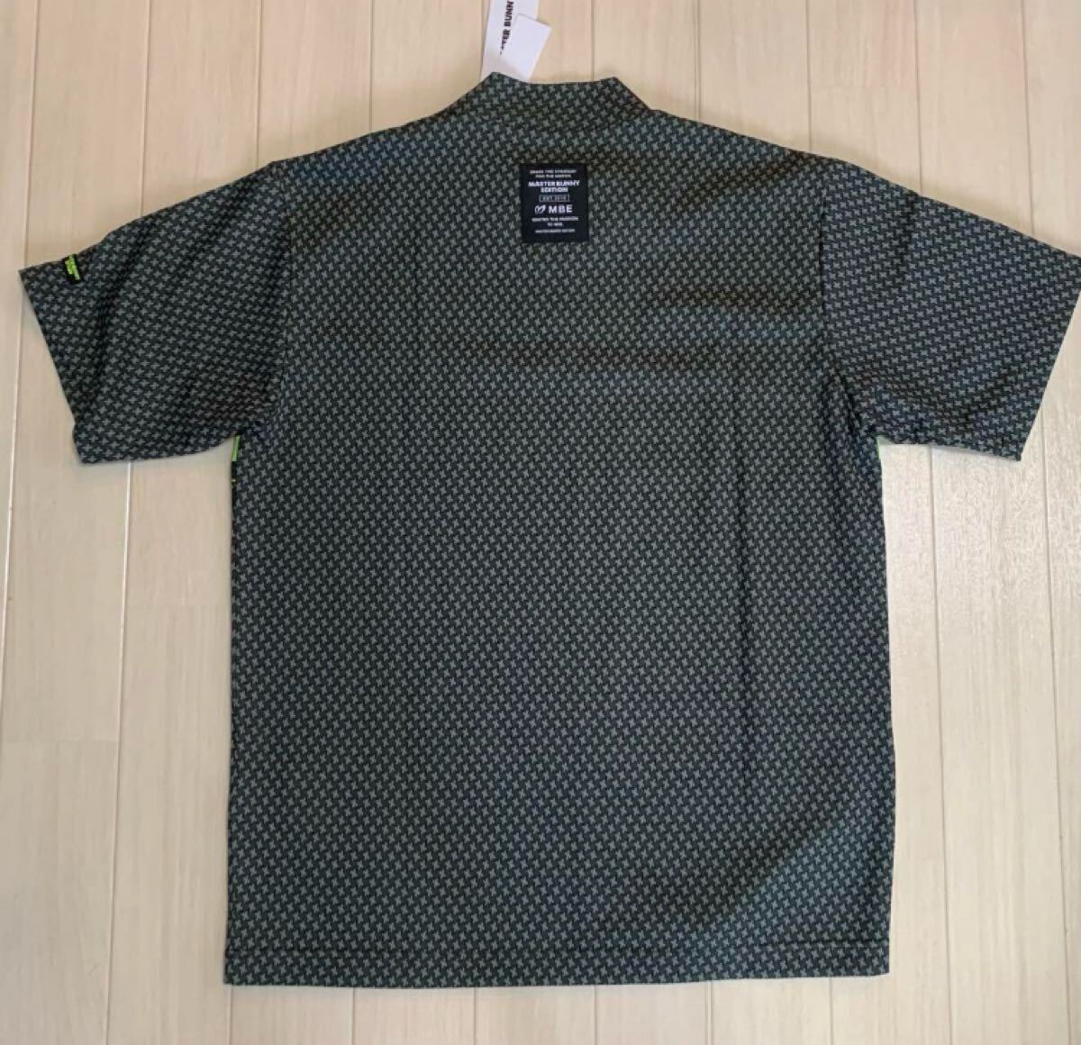 新品■18,700円【マスターバニー】5/L メンズ　半袖モックネック　シャツ　 PEARLY GATES ゴルフウェア　大きいサイズ_画像6