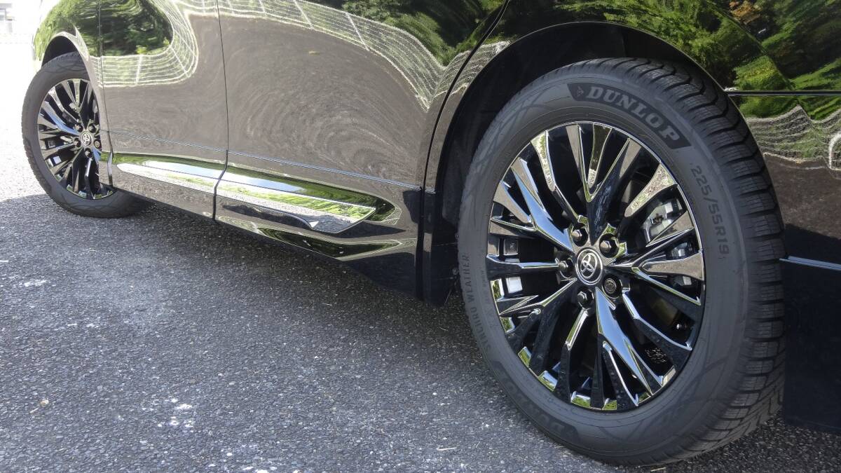 【即決】新車外し トヨタ純正 40系 ヴェルファイア Zプレミア 19インチ タイヤ/ホイール4本 7J+40 5穴 PCD120 2024年製 アルファードにも_画像8