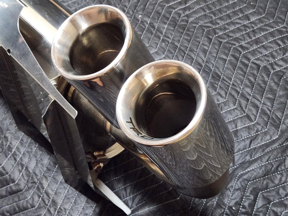 【最終値下】トヨタ 86 ZN6 前期 TRDハイレスポンスマフラーVer.R 専用リヤディフューザー付き JQR10121010 MS342-18003 FA20 ZC6 BRZ