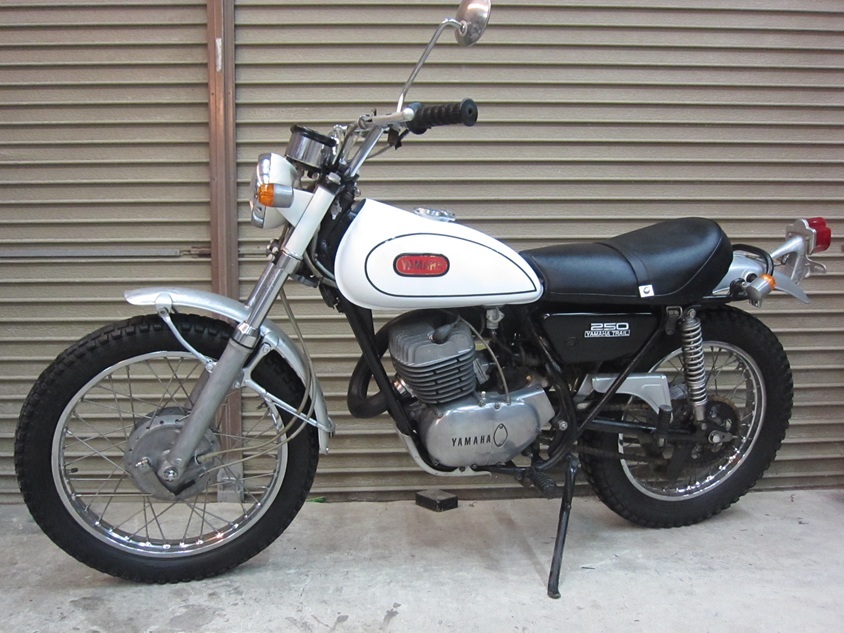 希少絶版車 ヤマハ DT250 2スト ビンテージ トレール 空冷2スト DT 1 F DT AT RT RD TR バイソン ハスラー 250