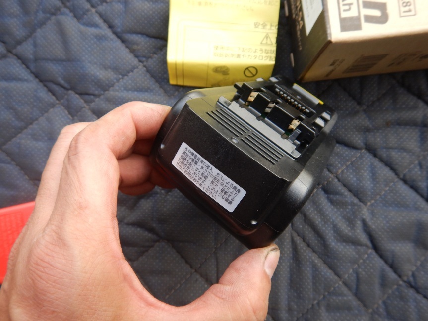 即決税0円未使用品国内純正品Panasonic18V5,0AhリチウムイオンバッテリーEZ9L54 2025年製造 レターパックプラス送料600円_画像6