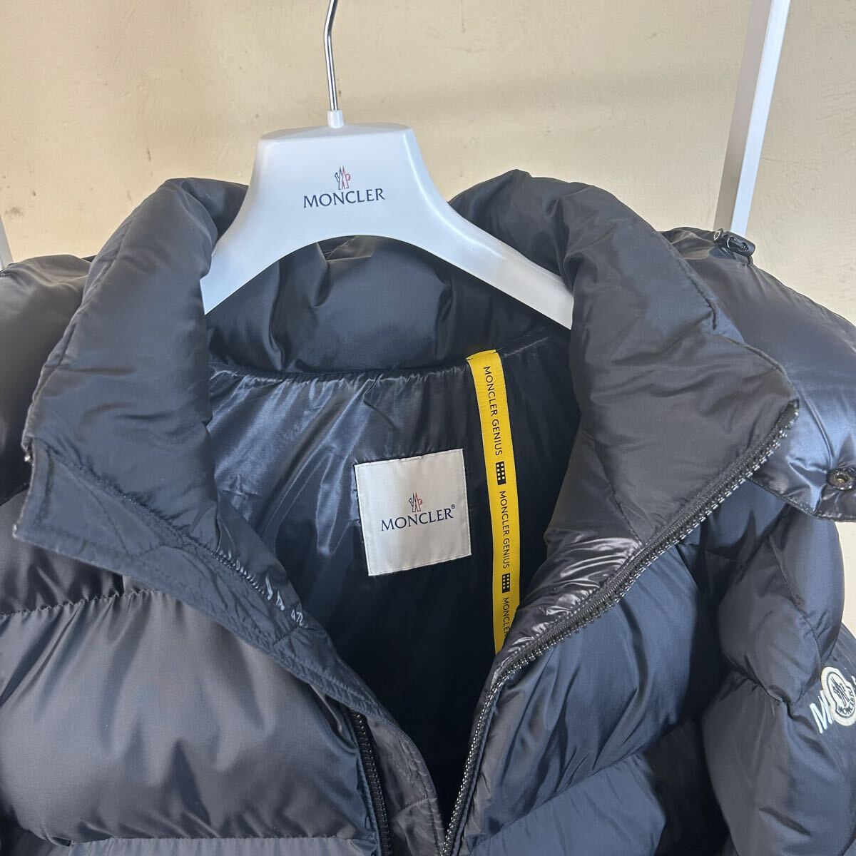 【美品】【新作】MONCLERモンクレールフラグメントACANTHUS 国内正規ダウンジャケット黒５_画像5