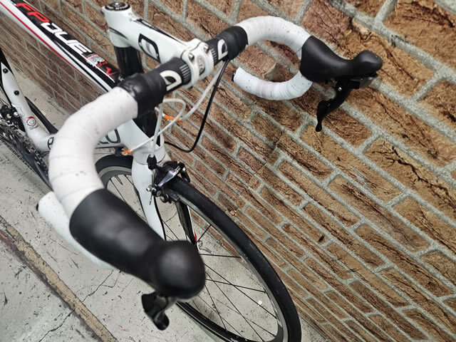 ■ 【 発送限定/営業(yè)所止め 】 1円スタート!! ■ PINARELLO FP DUE Carbon 105 size:53 2013 ピナレロ カーボンロード 2×10 20段変速