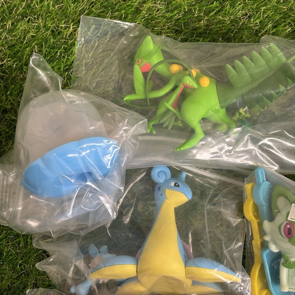 2219　ポケモン フィギュア まとめ売り グッズ セット ニャオハ ラプラス ポッチャマ ミュウ モンスターボール 他 ポケットモンスター