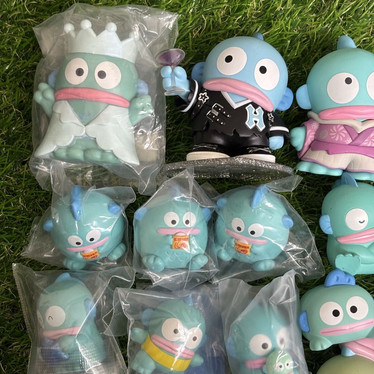 2268　ハンギョドン 大量 グッズ セット まとめ売り フィギュア ソフビ サンリオくじ ハッピーくじ 花火 ハロウィン キャラテアートケース