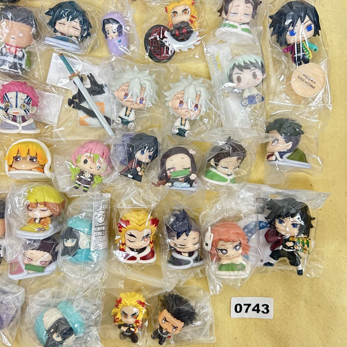 743 鬼滅の刃 まとめ売り キャラクター ガチャガチャミニフィギュア 日輪刀コレクション セット フィギュア ねんどろいど カプセルトイ