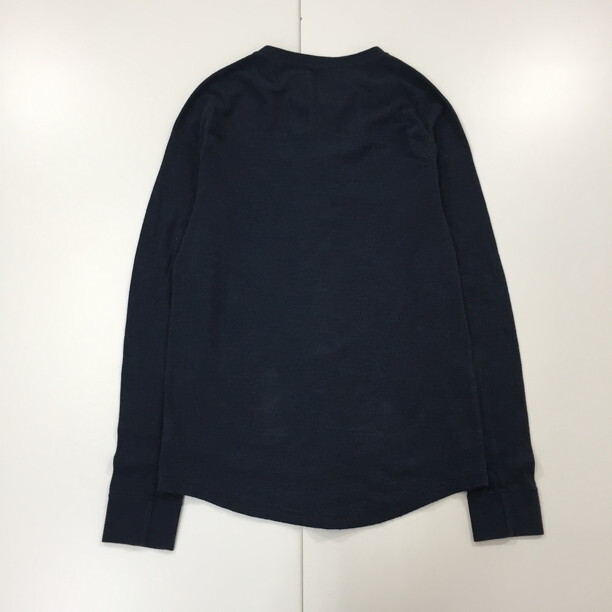 2402F-018 メンズ American Eagle アメリカン イーグル ネイビー 長袖Tシャツ XS 【送料一律！800円】_画像4