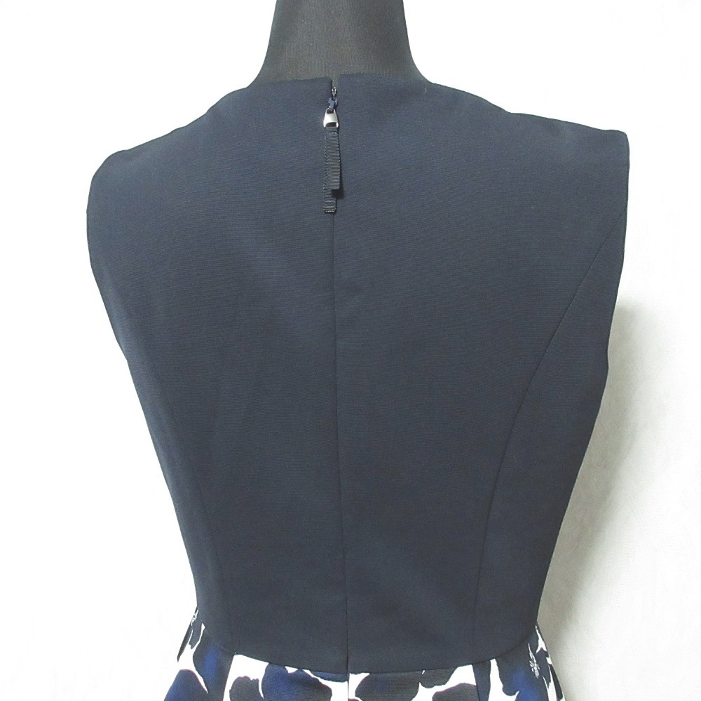 美品 M-PREMIER エムプルミエ フラワープリント ノースリーブワンピース K927-001 サイズ36 ネイビー_画像4