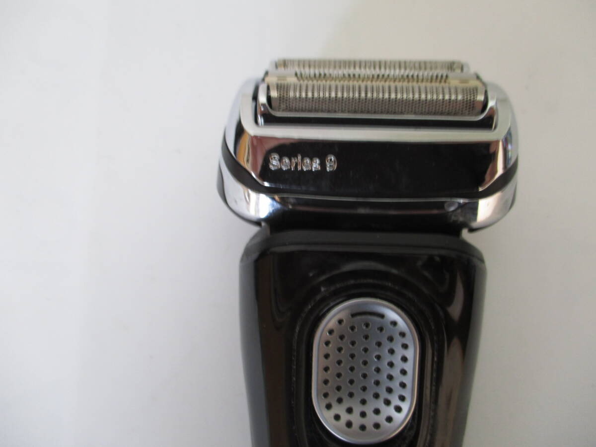 電気シェーバー■ブラウン■シリーズ９　4枚刃■アルコール自動洗浄システム