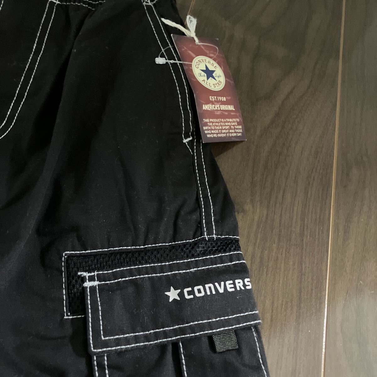 新品タグつき CONVERSE コンバース ハーフパンツ サイズ150 ブラック 送料185円_画像2