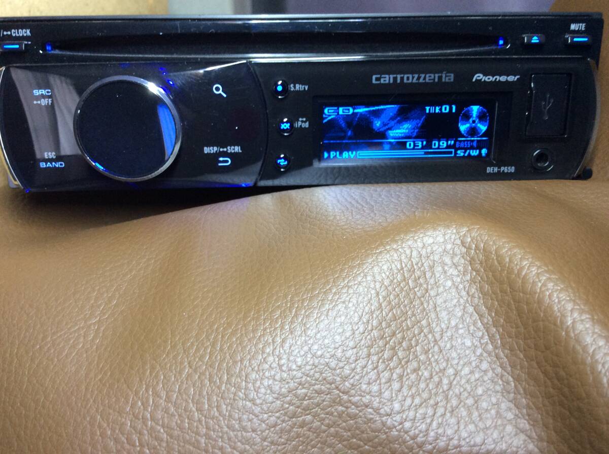 送料込み 取付用ネジ無 carrozzeria カロッツェリア DEH-P650 1DIN CD/USB/AUX CDプレーヤー USBオーディオ