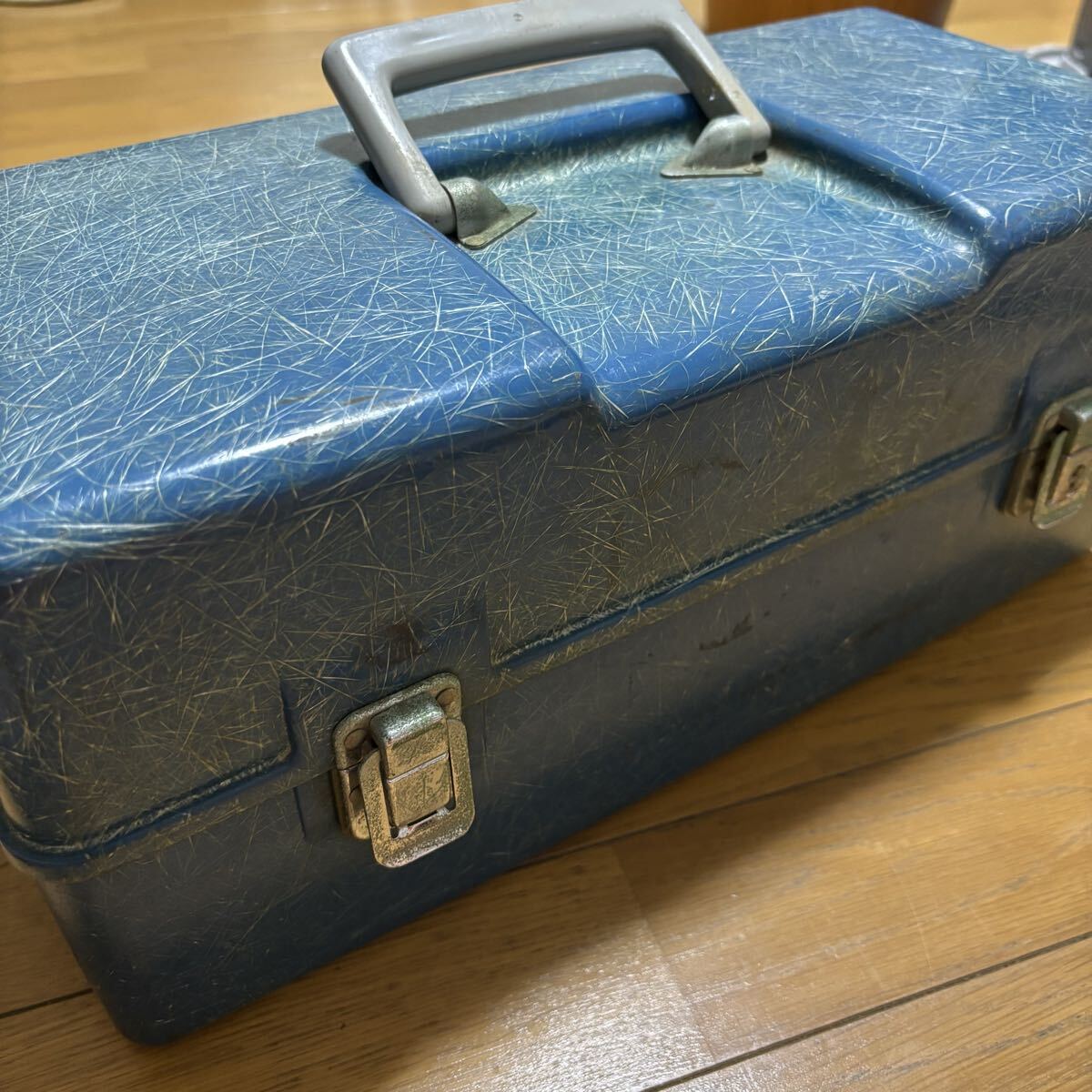 ビンテージ グラスファイバー タックルボックス ツールボックス