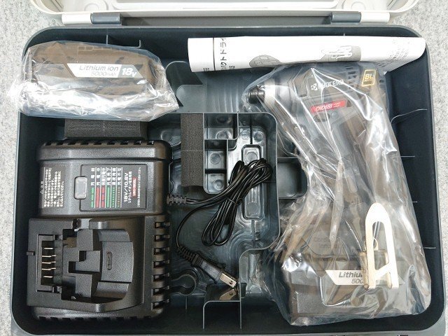 @【未使用品】 京セラ 充電式インパクトドライバー DID181L5 電池2個・充電器・ケース付き_画像7