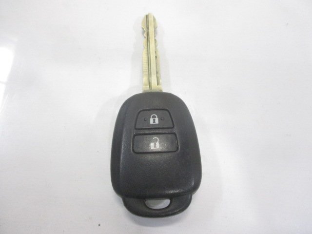 ヴィッツ NSP130 純正 スマートキー キーレス 2つボタン サクシード プロボックス NCP160等 中古