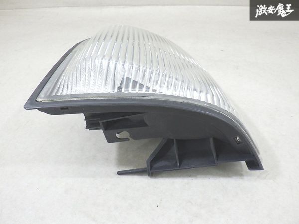 【破損無し！】 マツダ 純正 SK82V ボンゴ 2006年 ウィンカーレンズ コーナーレンズ フロント 片側のみ STANLEY P0371 棚13-4_画像6