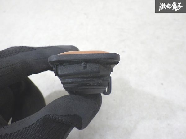 【ストア出品】 VW フォルクスワーゲン 純正 1H系 1H ゴルフ 3 サイドマーカー オレンジ 片側のみ 1H0 949 117 A 棚9-4-C_画像6