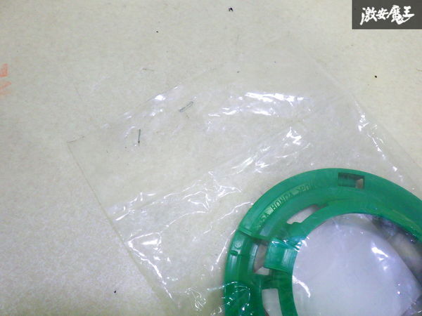 【未使用】 ホンダ 純正 GP5 フィット ハイブリッド 用 フロント コイルスプリング シート 1個 51402-T5A-J01 即納_画像8