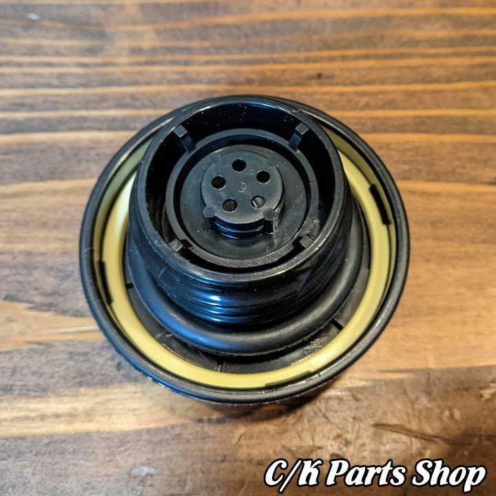 フューエルタンクキャップ 鍵無し ガスキャップ C10 K10 C1500 K1500 サバーバン タホ エスカレード ラムバン TJラングラー 適合多数_画像5