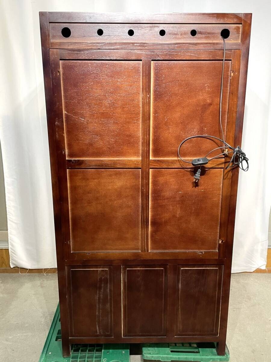 【K864】高級 飾り棚 キャビネット 家具 インテリア 古美術 ショーケース ライト付き 唐木 中国 細工 アンティーク_画像9